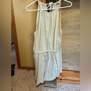 Key hole back romper